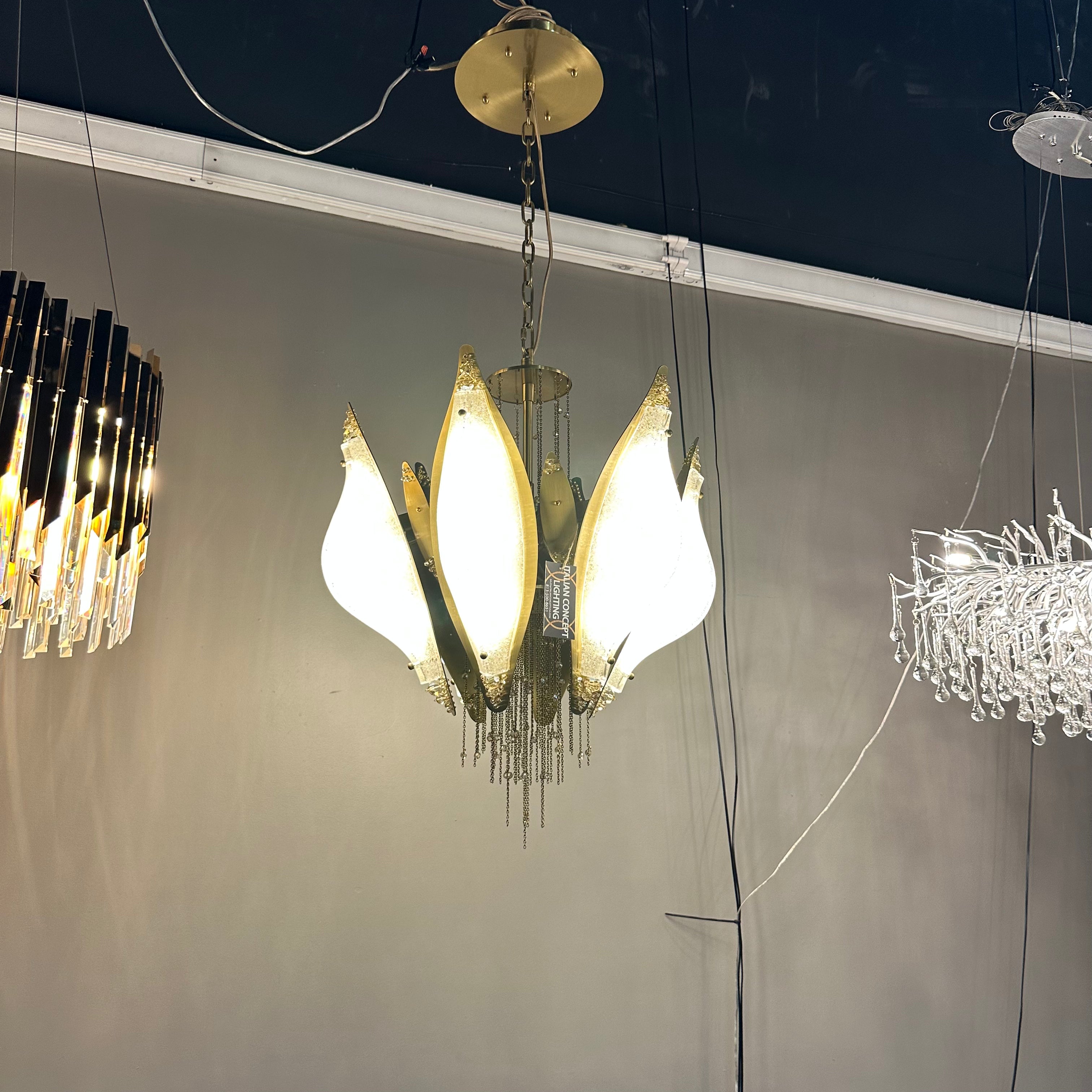 Aria Closed-Flower Crystal Murano Chandelier - Italian Concept