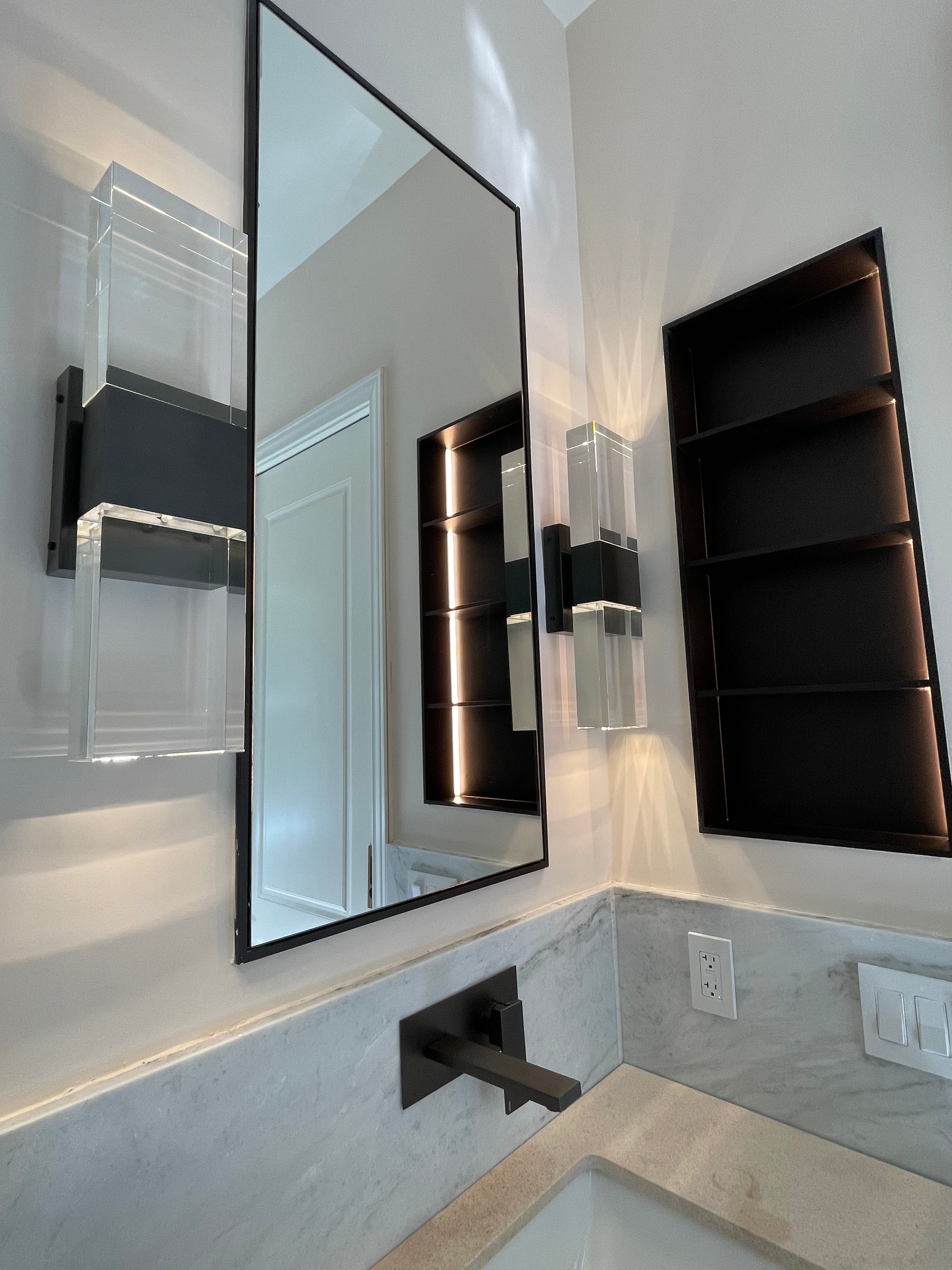 Thayer Sconce