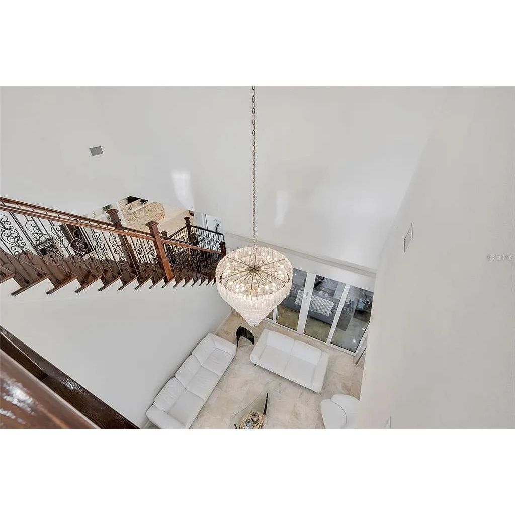 Giovanni Round Tiered Murano Glass Chandelier - Italian Concept