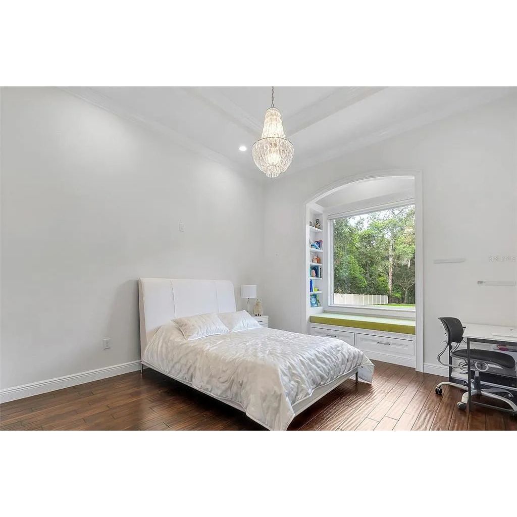 Andreas Empire Crystal Prysm Chandelier - Italian Concept