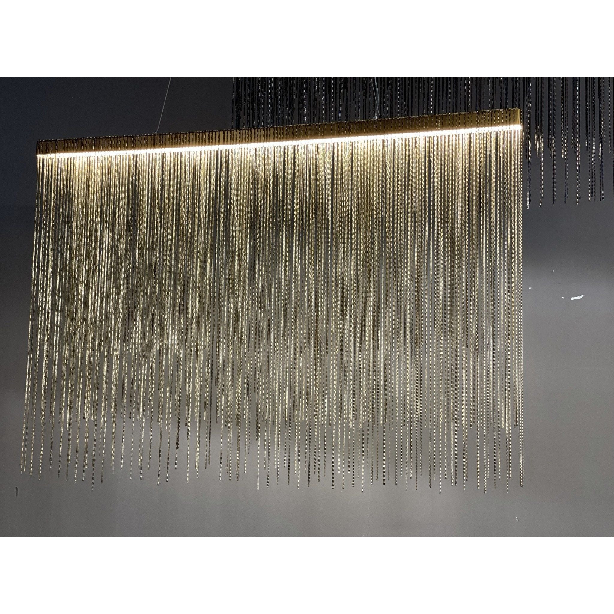 Villa Je Suis Linear Bar LED Chain Chandelier - Italian Concept