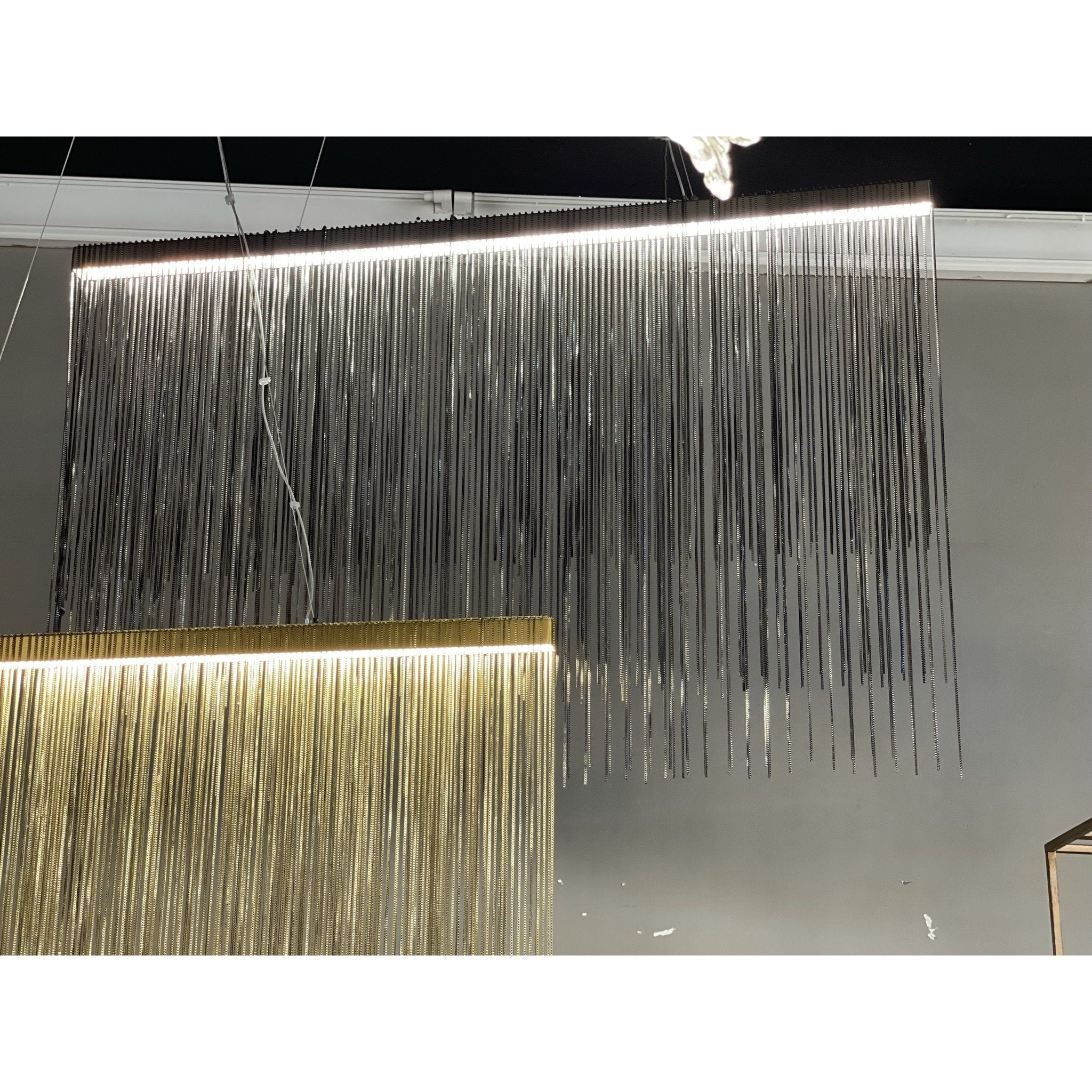 Villa Je Suis Linear Bar LED Chain Chandelier - Italian Concept