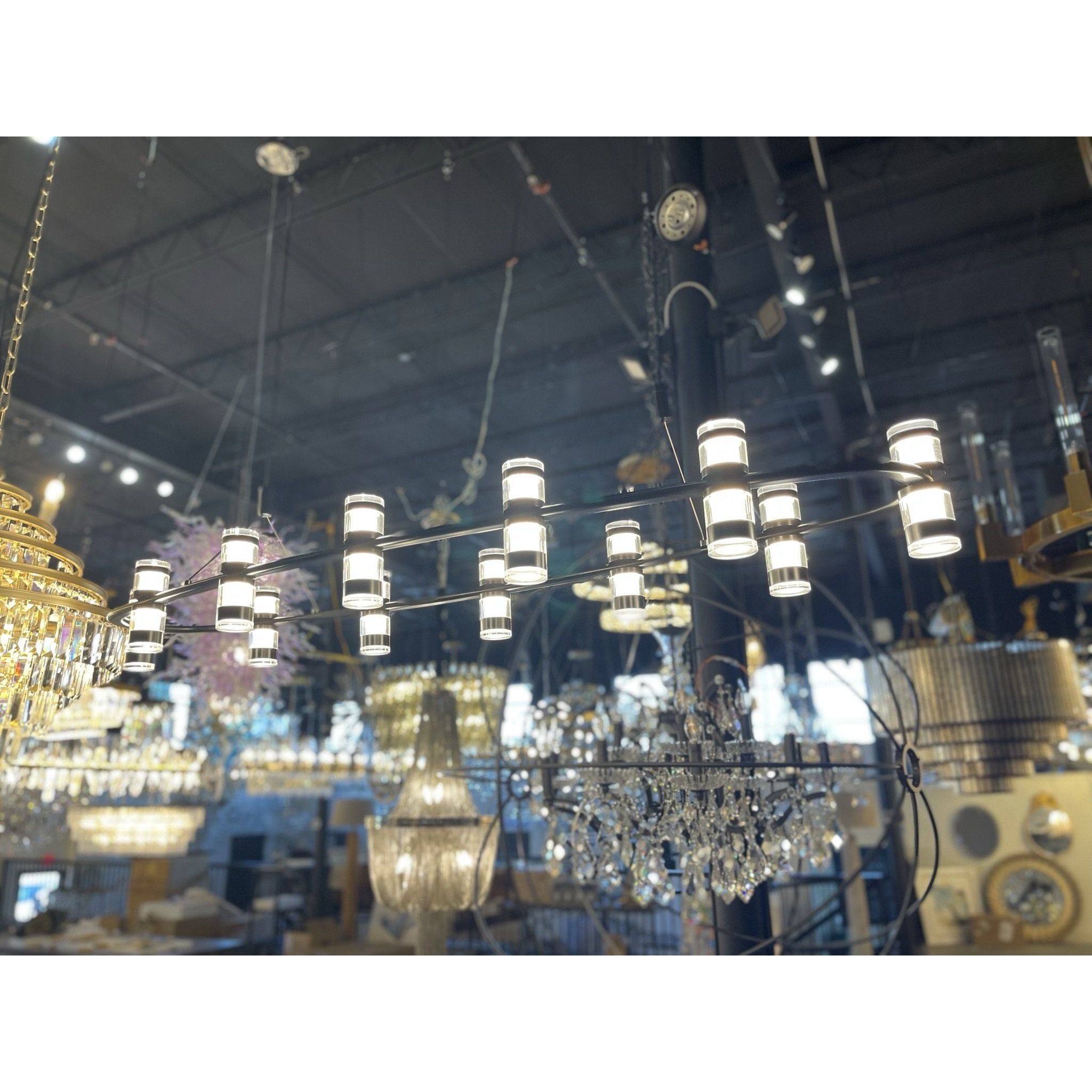 Arcanite Round / Oval LED Ring Chandelier - Italian Concept -