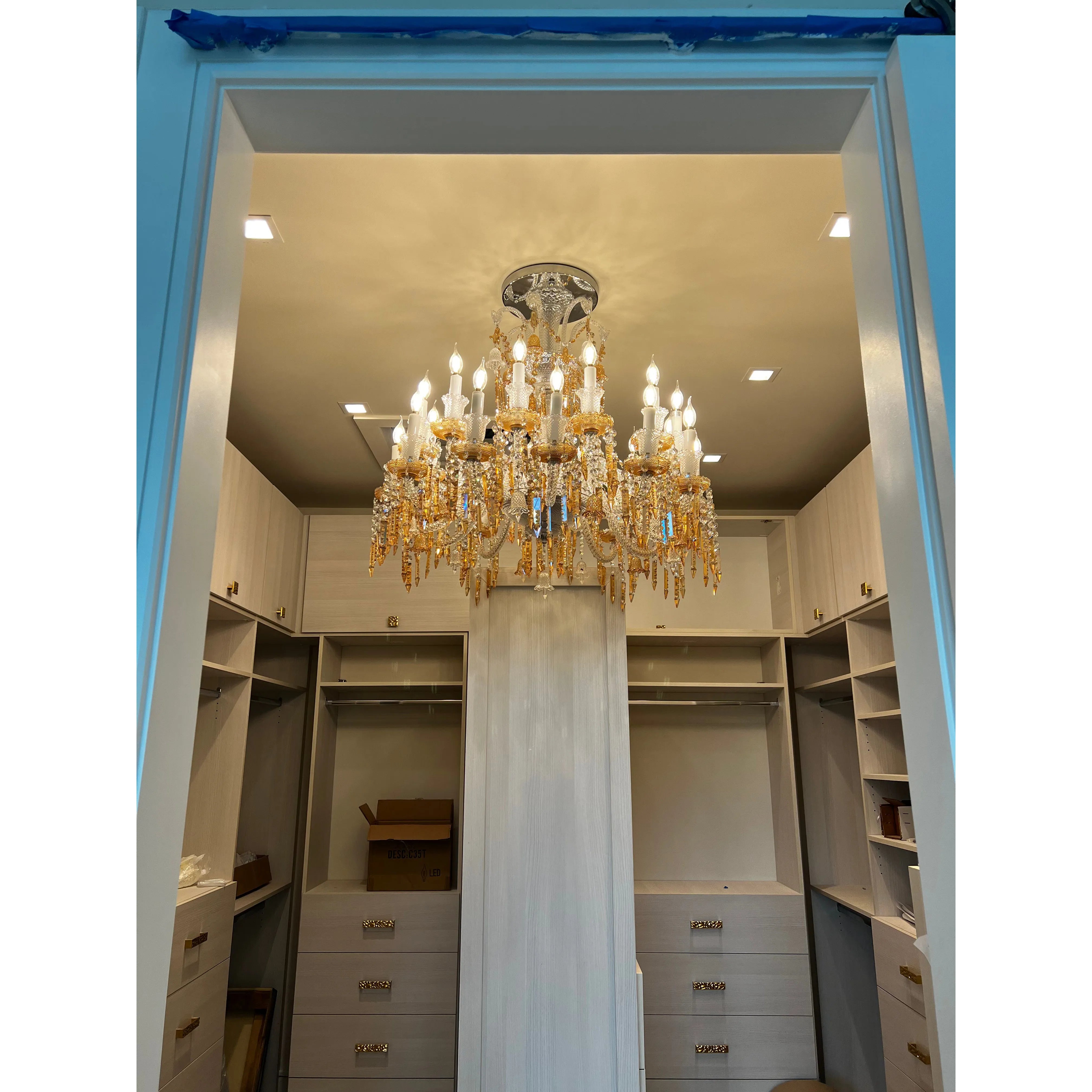 24L Antoinette Chandelier - Italian Concept -