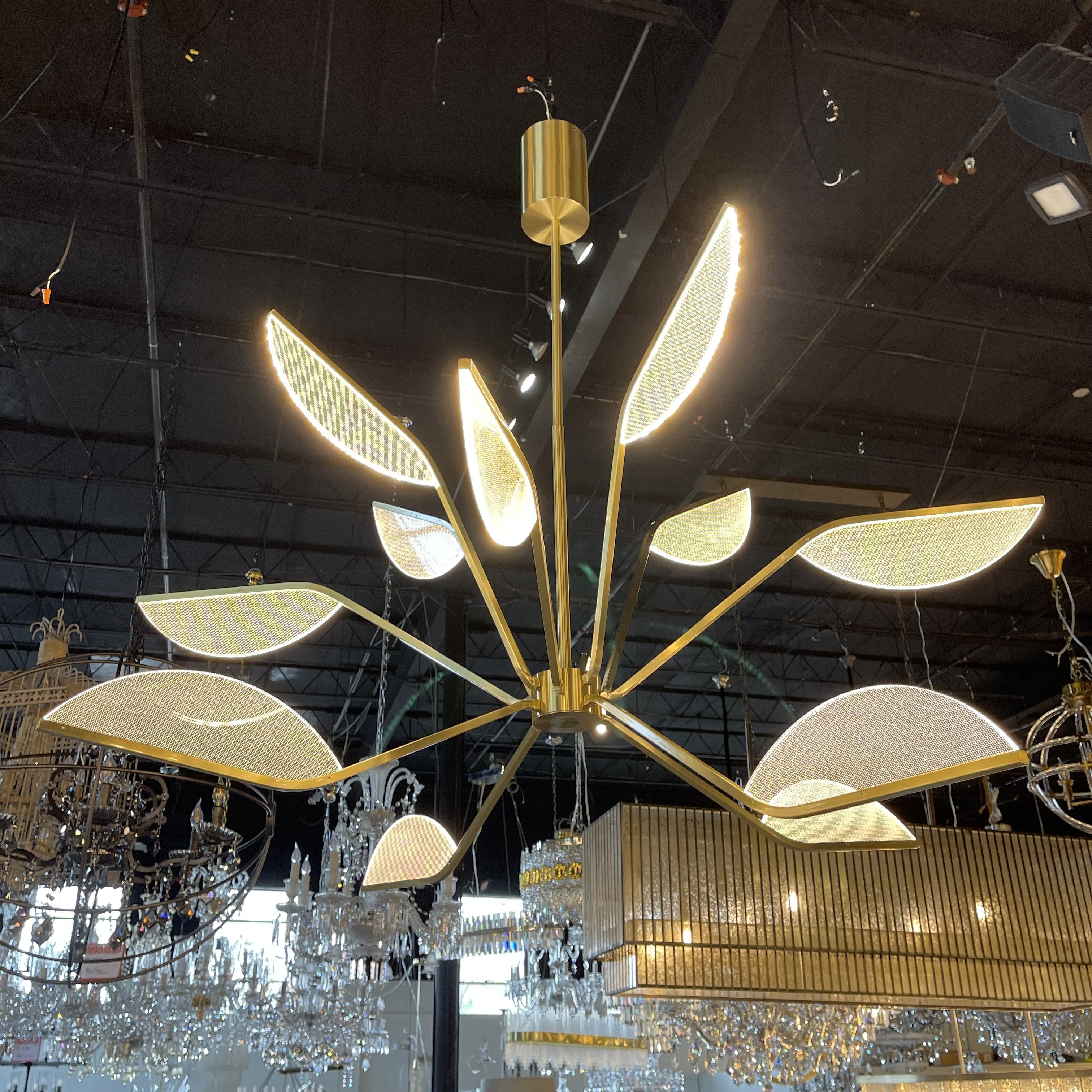 Chiari Flower Leaf LED Chandelier - Italian Concept -