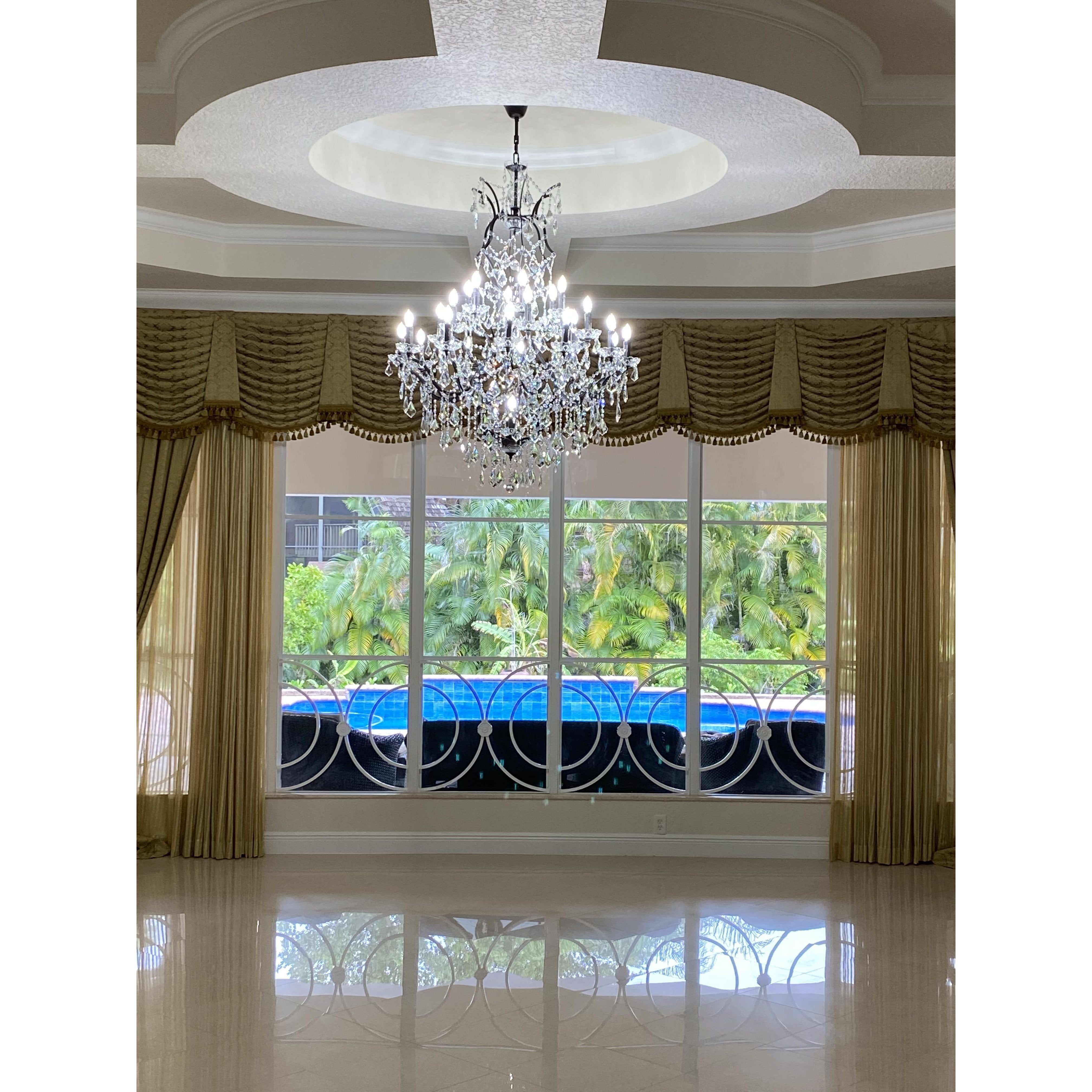 25 Light Maria Theresa Clear Crystal Chandelier - Italian Concept -