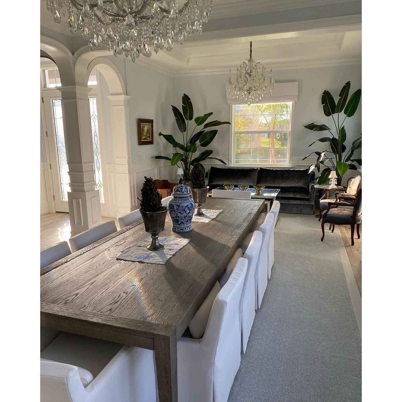 Toussaint Maria Theresa 39" Wide 19L Crystal Chandelier - Italian Concept