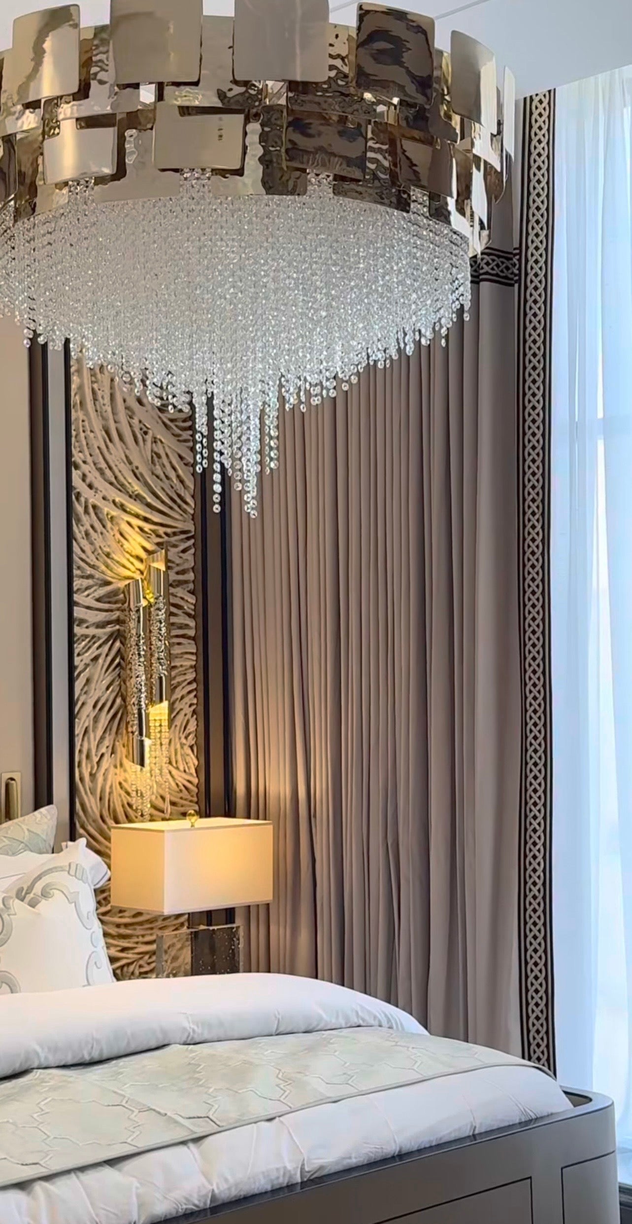 Anastagio Geometric-Squares Round Crystal Bead Chandelier