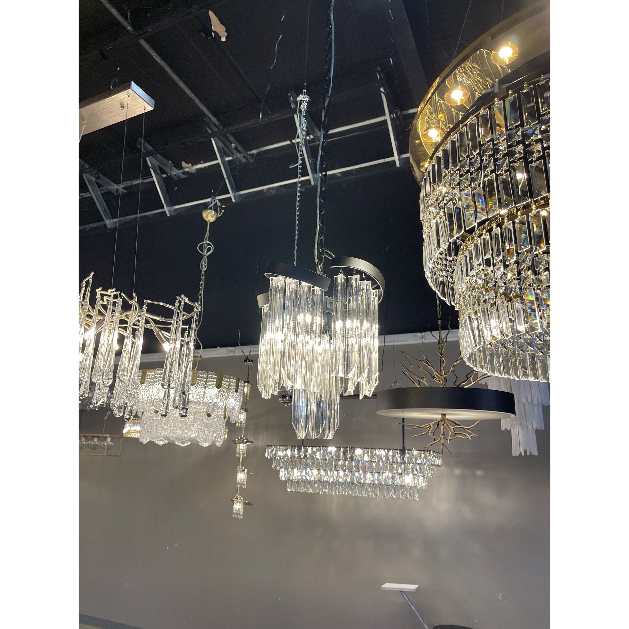 Twin Palms Round Crystal Chandelier - Italian Concept