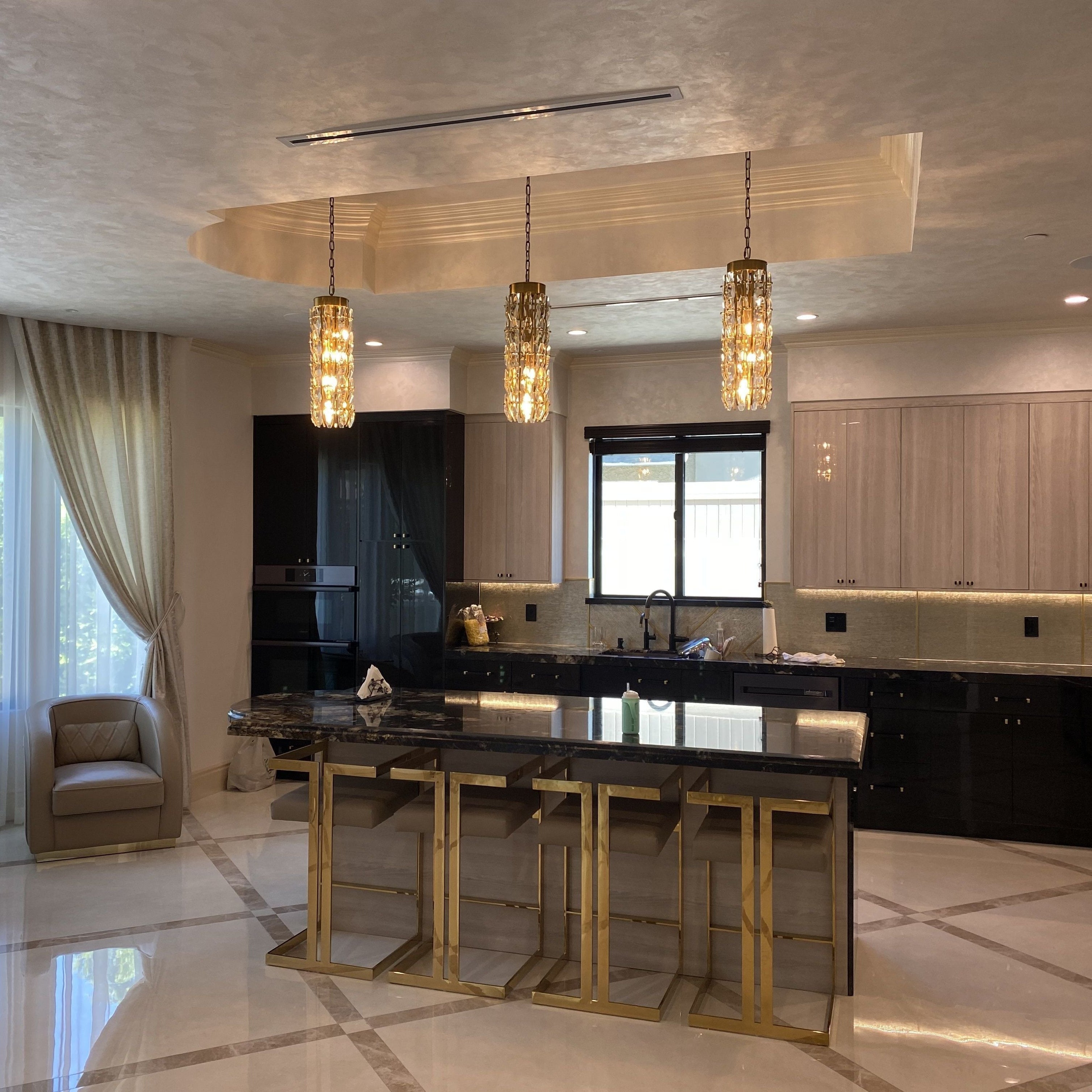 Sol Odeon Tall Crystal Pendant Light - Italian Concept - 