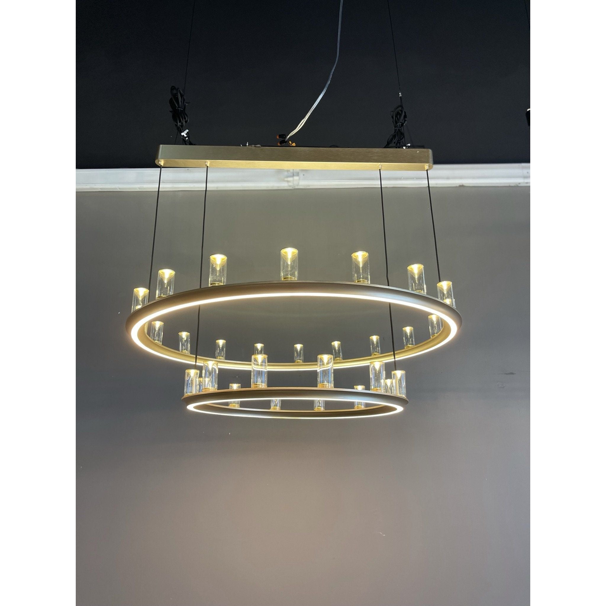 Aprilia Round LED Ring Chandelier - Italian Concept - 