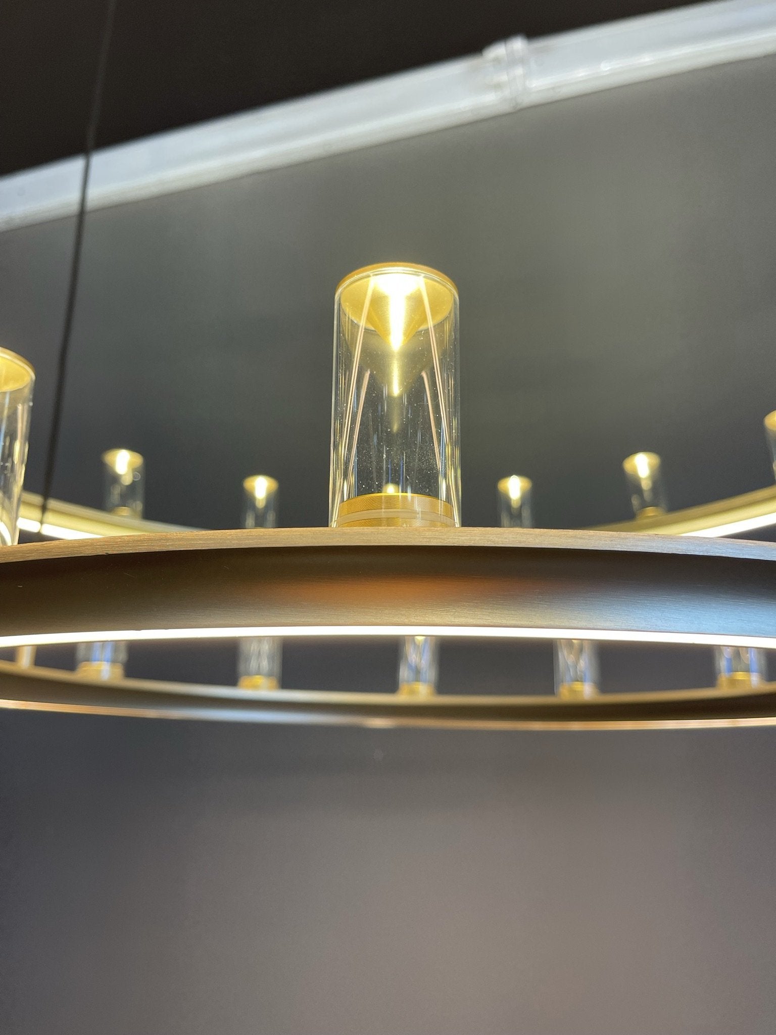 Aprilia Round LED Ring Chandelier - Italian Concept - 