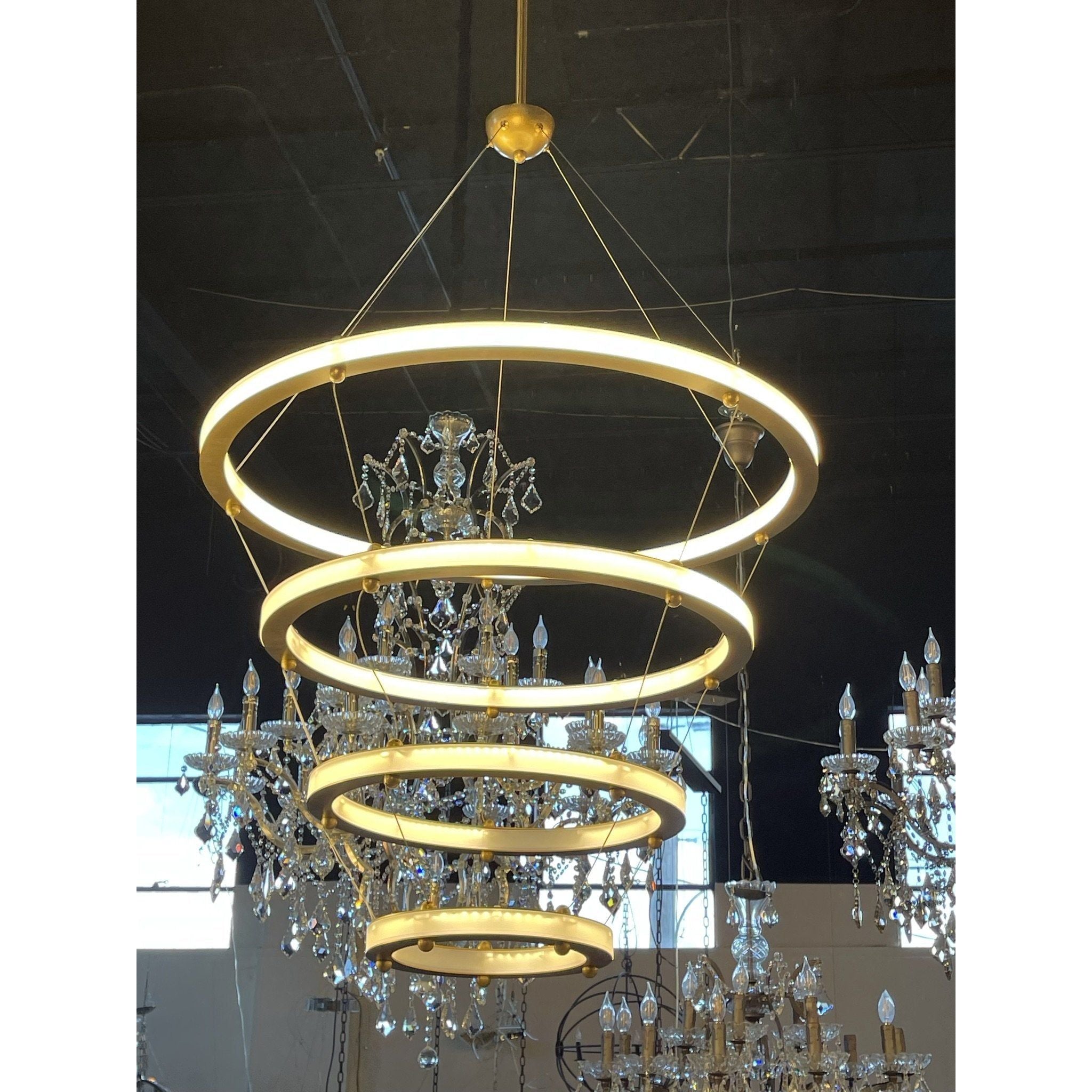 Ogee Arch 4-Ring LED Chandelier - Italian Concept