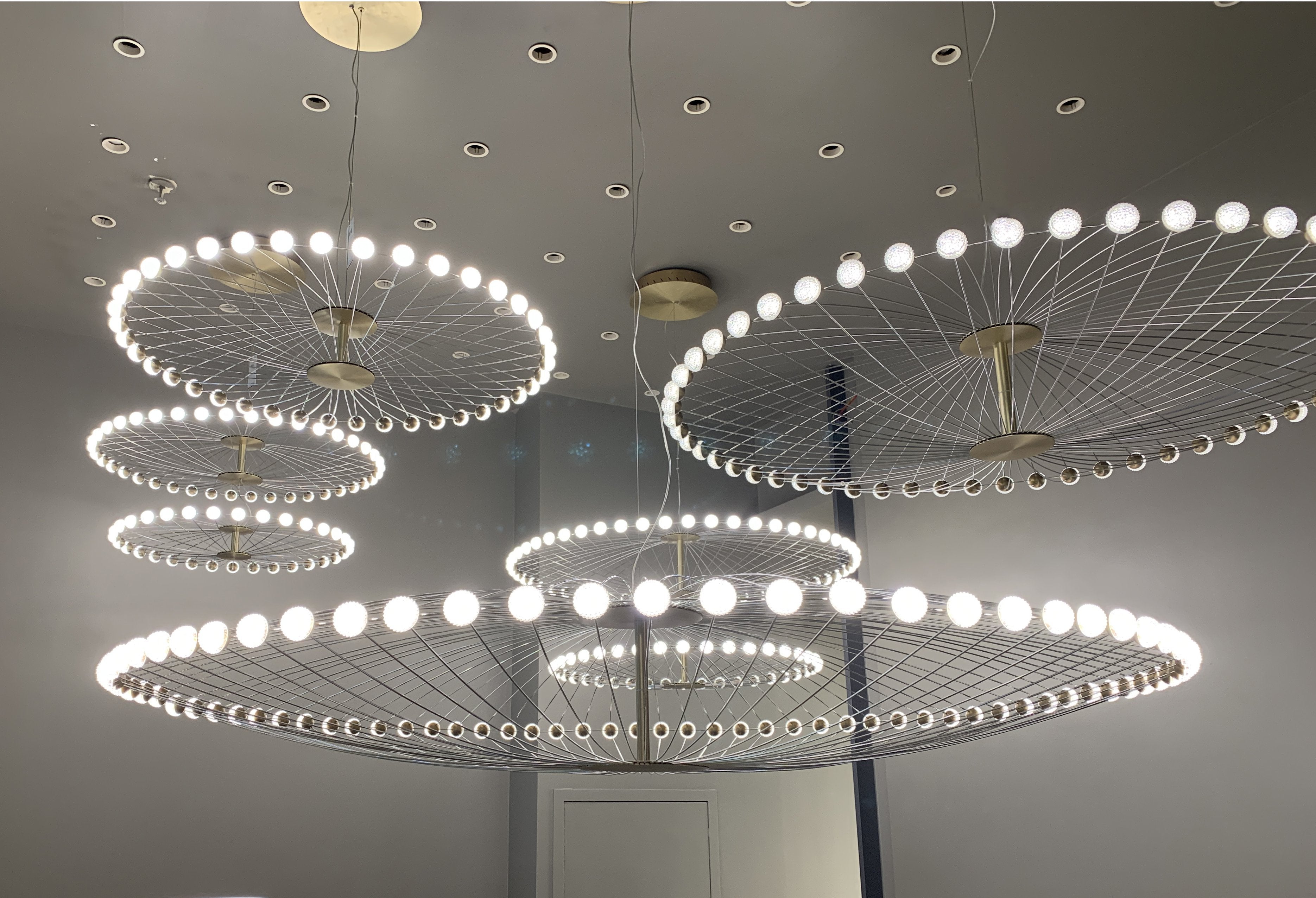 Almas Sputnik Round LED Ring Commercial Project Chandelier