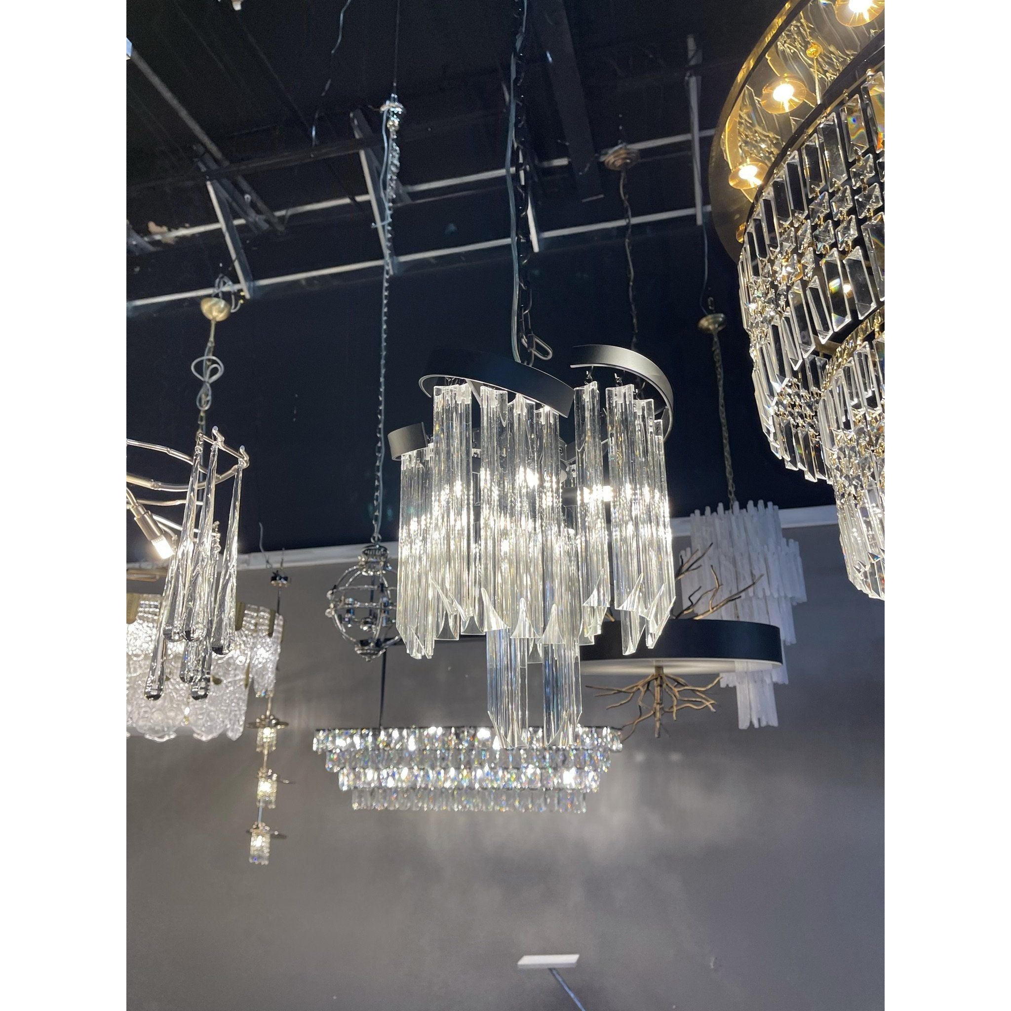 Twin Palms Round Crystal Chandelier - Italian Concept