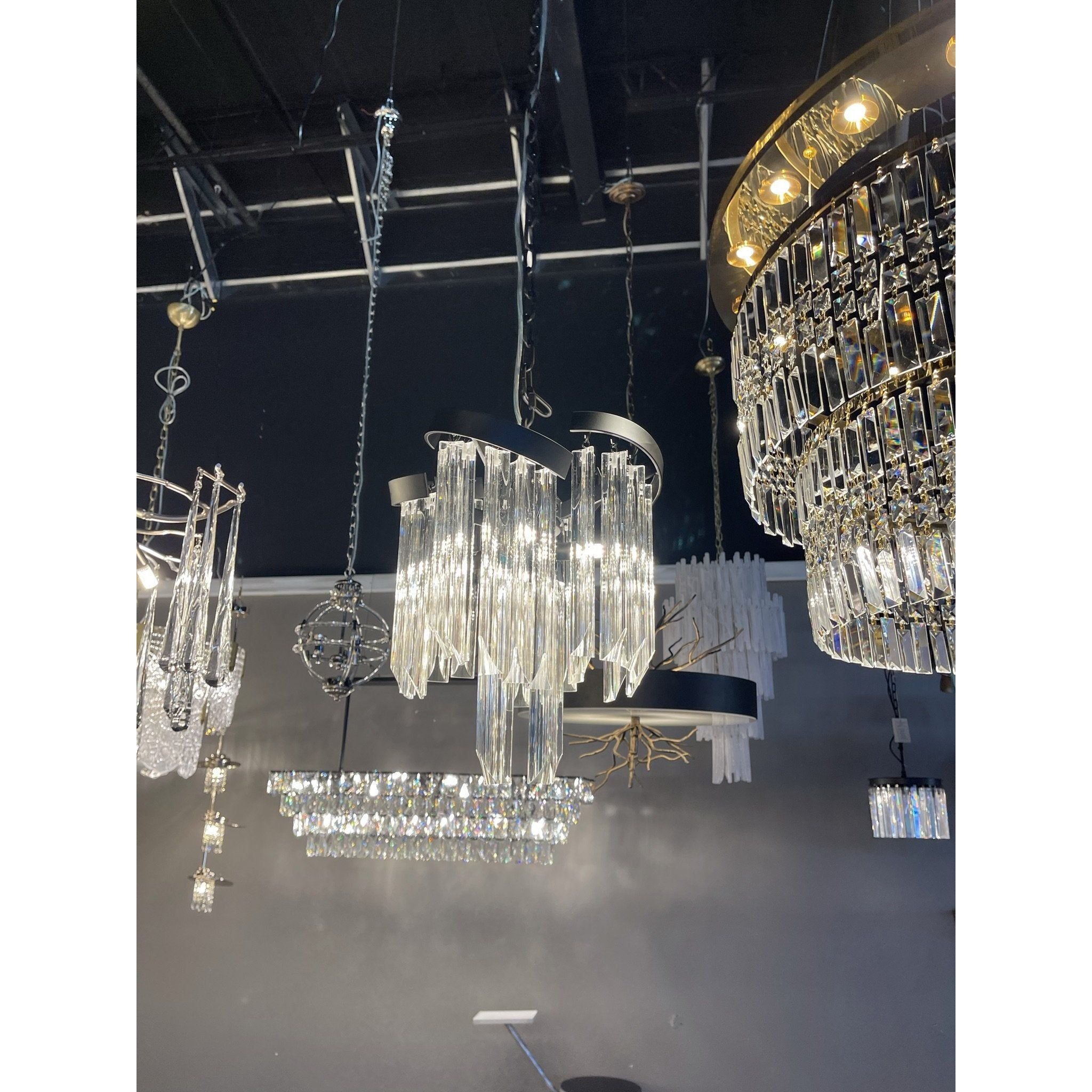 Twin Palms Round Crystal Chandelier - Italian Concept