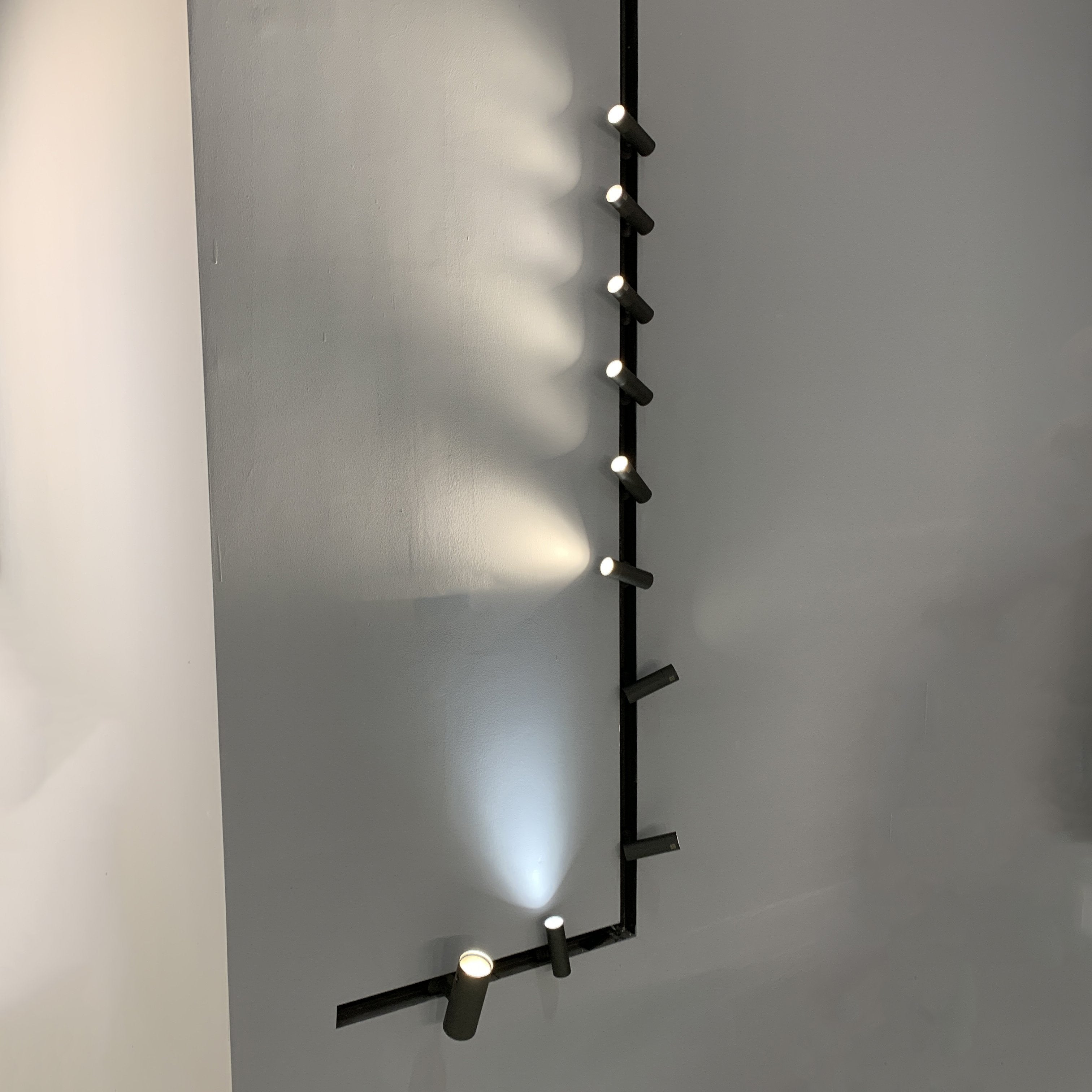 Altered Modular LED grid Commercial Project Track Light - Italian Concept - 