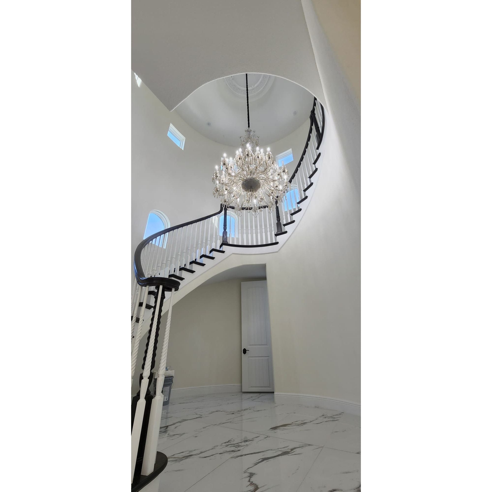 36 Light Antoinette Crystal Chandelier - Italian Concept - 