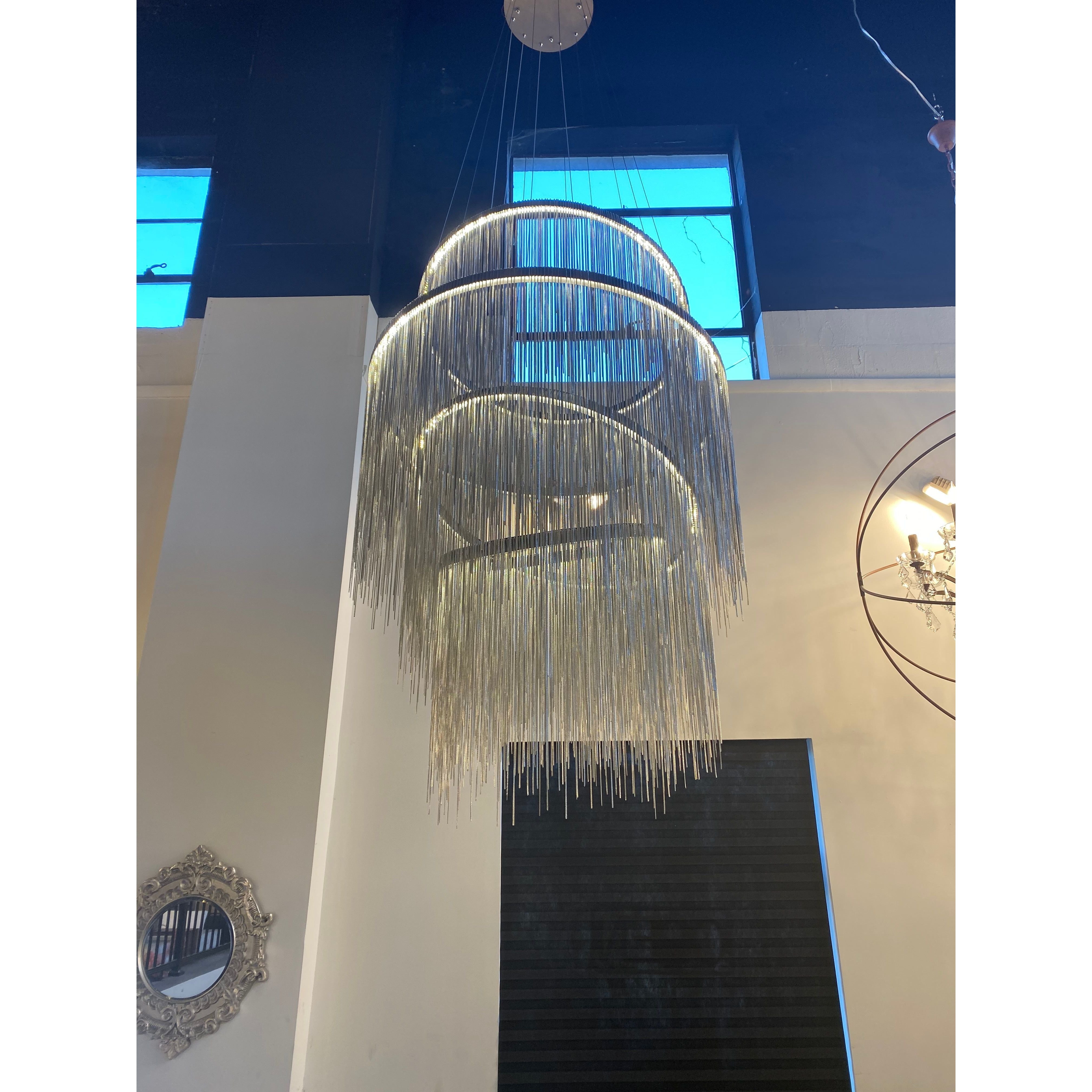 Villa Je Suis Round Chain Link LED Tiered/ Layered Chandelier - Italian Concept