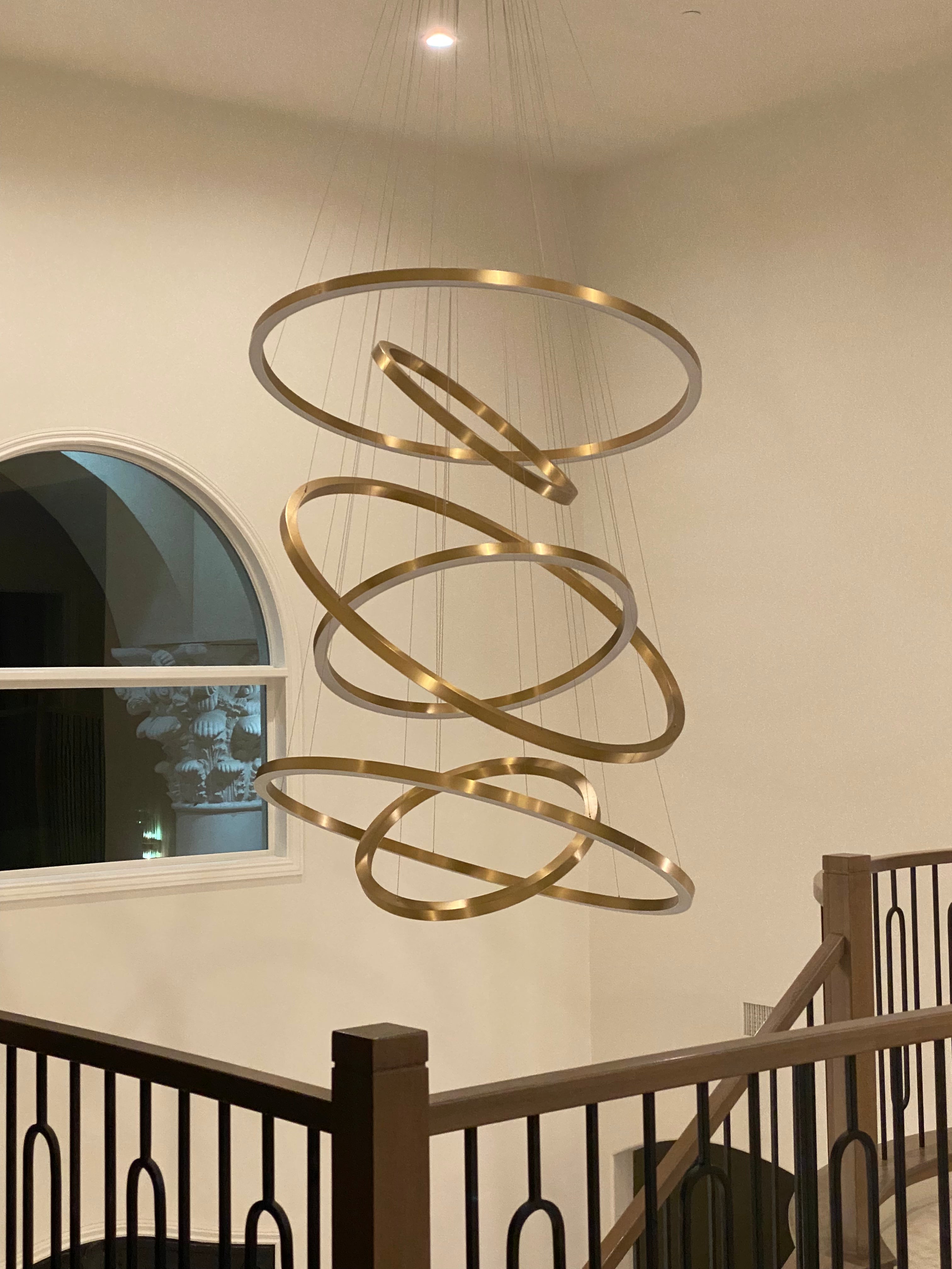 Liana Round 5-Ring LED Chandelier - Italian Concept - Size